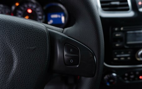 Renault Sandero II рестайлинг, 2016 год, 889 000 рублей, 15 фотография