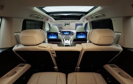 Mercedes-Benz GLS, 2025 год, 18 980 000 рублей, 33 фотография