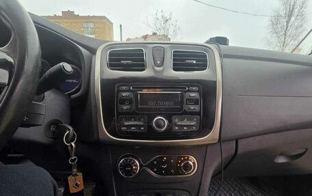 Renault Logan II, 2014 год, 780 000 рублей, 8 фотография