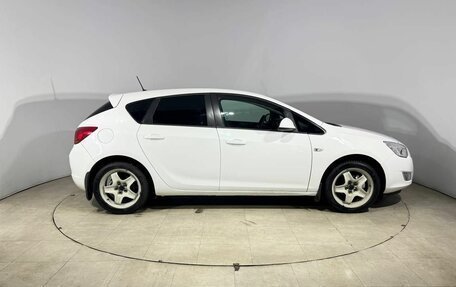 Opel Astra J, 2011 год, 600 000 рублей, 4 фотография