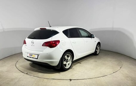 Opel Astra J, 2011 год, 600 000 рублей, 5 фотография
