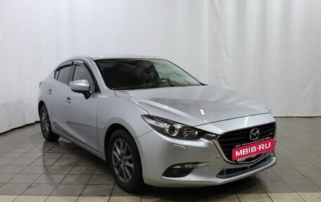Mazda 3, 2018 год, 1 749 000 рублей, 3 фотография