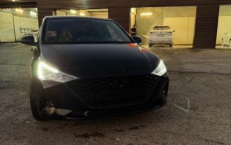 Hyundai Solaris II рестайлинг, 2020 год, 1 630 000 рублей, 3 фотография