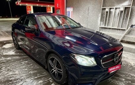 Mercedes-Benz E-Класс, 2019 год, 3 700 000 рублей, 5 фотография