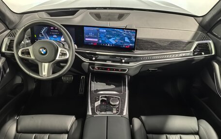 BMW X7, 2024 год, 15 000 000 рублей, 11 фотография