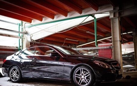 Mercedes-Benz E-Класс, 2013 год, 2 250 000 рублей, 8 фотография