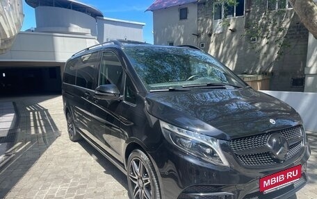 Mercedes-Benz V-Класс, 2022 год, 10 900 000 рублей, 5 фотография