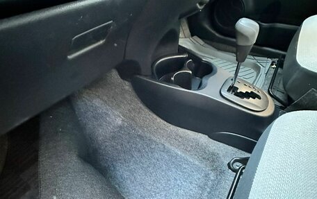 Toyota Vitz, 2011 год, 7 000 000 рублей, 3 фотография