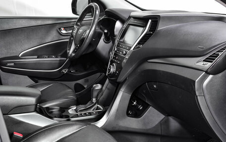 Hyundai Santa Fe III рестайлинг, 2017 год, 2 268 000 рублей, 13 фотография