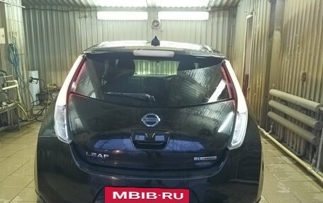 Nissan Leaf I, 2014 год, 900 000 рублей, 10 фотография