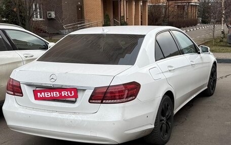 Mercedes-Benz E-Класс, 2013 год, 1 300 000 рублей, 2 фотография