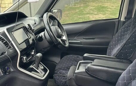 Nissan Serena IV, 2017 год, 2 200 000 рублей, 5 фотография