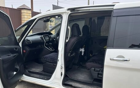 Nissan Serena IV, 2017 год, 2 200 000 рублей, 6 фотография