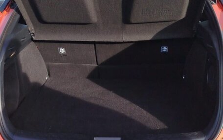 Toyota C-HR I рестайлинг, 2019 год, 2 580 000 рублей, 5 фотография