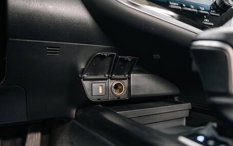 Toyota Camry, 2023 год, 3 600 000 рублей, 15 фотография
