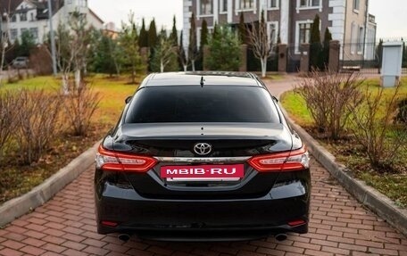 Toyota Camry, 2023 год, 3 600 000 рублей, 7 фотография