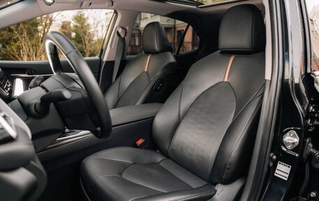 Toyota Camry, 2023 год, 3 600 000 рублей, 18 фотография