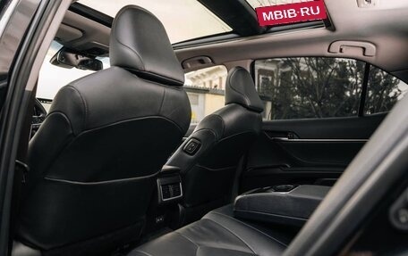 Toyota Camry, 2023 год, 3 600 000 рублей, 21 фотография