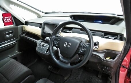 Honda Freed II, 2019 год, 1 600 000 рублей, 13 фотография