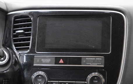 Mitsubishi Outlander III рестайлинг 3, 2019 год, 2 199 000 рублей, 16 фотография