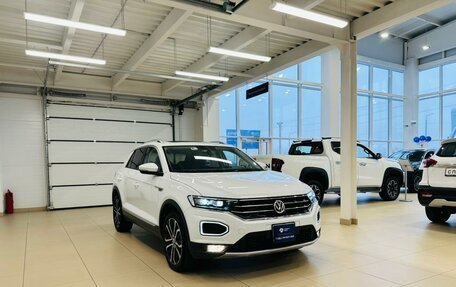 Volkswagen T-Roc I, 2020 год, 2 449 900 рублей, 8 фотография