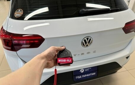 Volkswagen T-Roc I, 2020 год, 2 449 900 рублей, 25 фотография