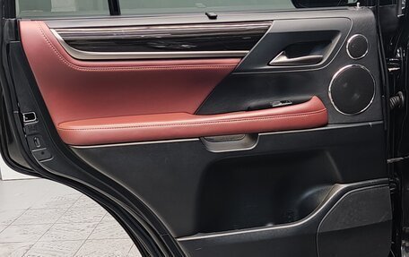 Lexus LX III, 2017 год, 7 400 000 рублей, 21 фотография