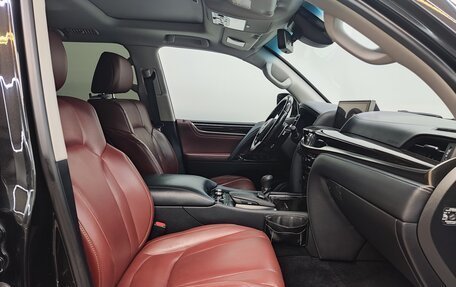 Lexus LX III, 2017 год, 7 400 000 рублей, 17 фотография