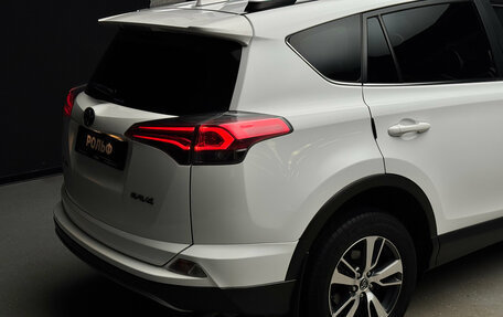 Toyota RAV4, 2017 год, 2 350 000 рублей, 9 фотография