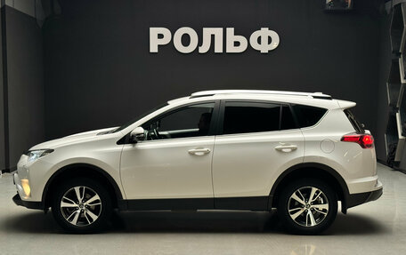Toyota RAV4, 2017 год, 2 350 000 рублей, 6 фотография
