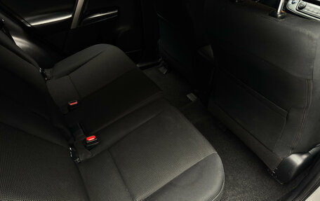 Toyota RAV4, 2017 год, 2 350 000 рублей, 20 фотография