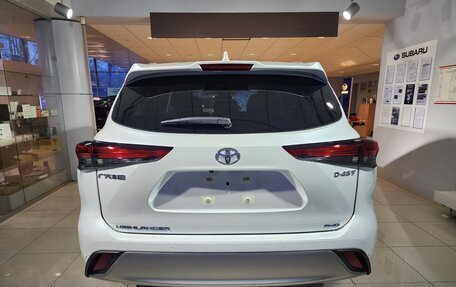 Toyota Highlander, 2025 год, 5 800 000 рублей, 3 фотография