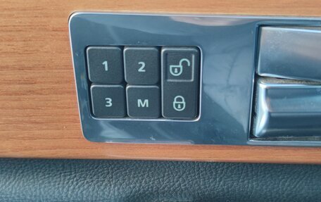 Land Rover Discovery IV, 2012 год, 1 650 000 рублей, 23 фотография