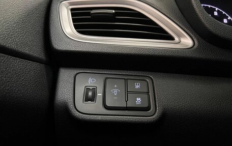 Hyundai Solaris II рестайлинг, 2020 год, 1 200 000 рублей, 24 фотография