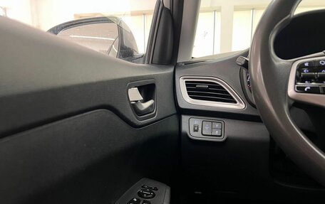 Hyundai Solaris II рестайлинг, 2020 год, 1 200 000 рублей, 23 фотография