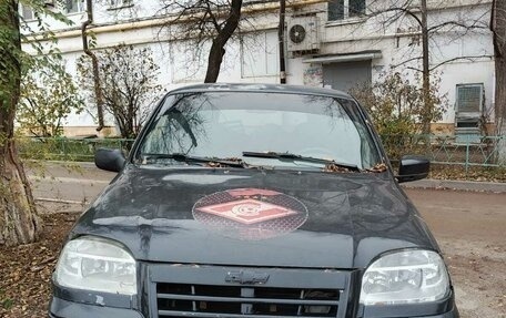 Chevrolet Niva I рестайлинг, 2006 год, 220 000 рублей, 1 фотография