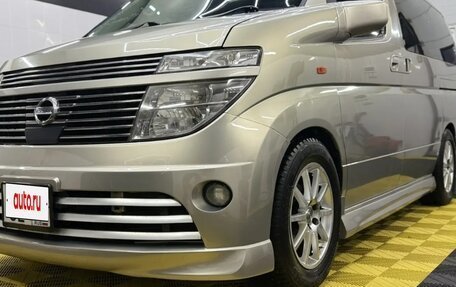 Nissan Elgrand III, 2003 год, 1 350 000 рублей, 3 фотография