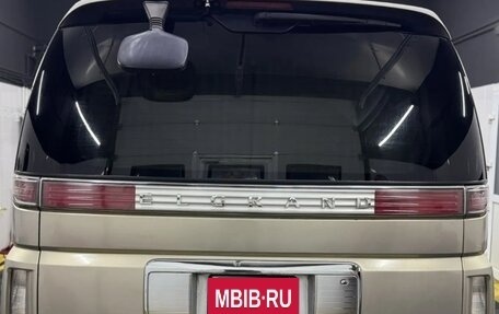 Nissan Elgrand III, 2003 год, 1 350 000 рублей, 6 фотография