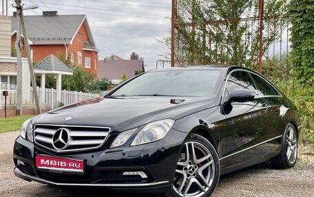 Mercedes-Benz E-Класс, 2009 год, 1 190 000 рублей, 1 фотография