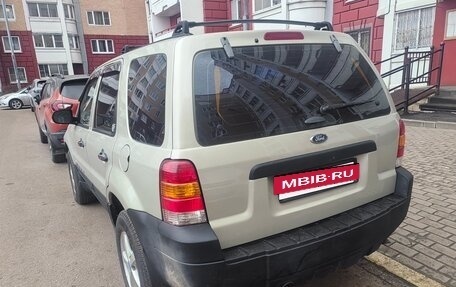 Ford Escape II, 2004 год, 650 000 рублей, 2 фотография