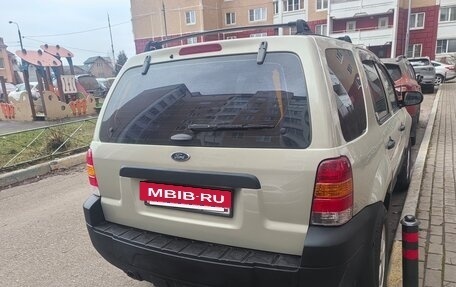 Ford Escape II, 2004 год, 650 000 рублей, 5 фотография