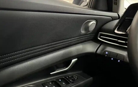 Hyundai Elantra, 2022 год, 1 350 000 рублей, 2 фотография