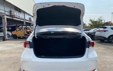 Toyota Corolla, 2022 год, 1 400 000 рублей, 5 фотография