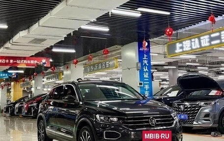 Volkswagen T-Roc I, 2022 год, 1 430 500 рублей, 3 фотография