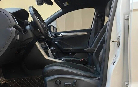 Volkswagen T-Roc I, 2022 год, 1 470 000 рублей, 8 фотография