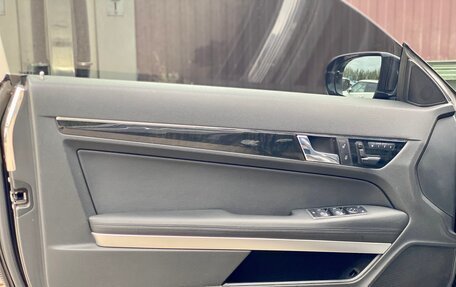 Mercedes-Benz E-Класс, 2009 год, 1 190 000 рублей, 25 фотография