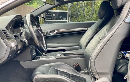 Mercedes-Benz E-Класс, 2009 год, 1 190 000 рублей, 26 фотография