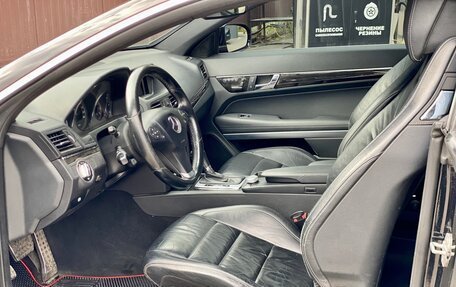 Mercedes-Benz E-Класс, 2009 год, 1 190 000 рублей, 28 фотография