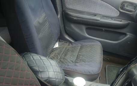 Nissan Wingroad III, 2001 год, 105 000 рублей, 7 фотография