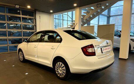 Skoda Rapid I, 2018 год, 1 365 000 рублей, 5 фотография